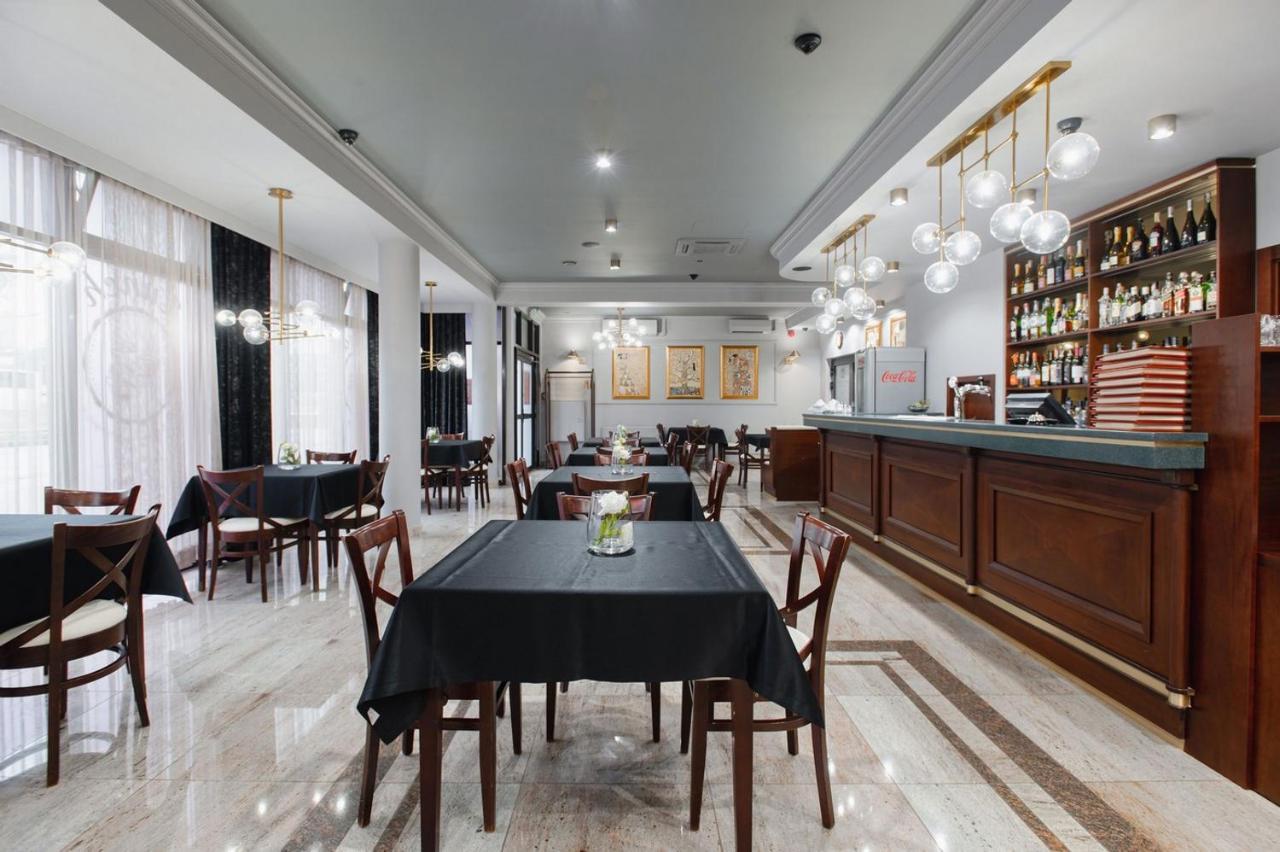 Hotel Poniatowski Radom Extérieur photo