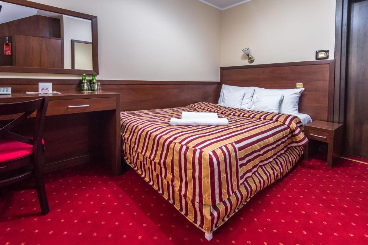 Hotel Poniatowski Radom Extérieur photo