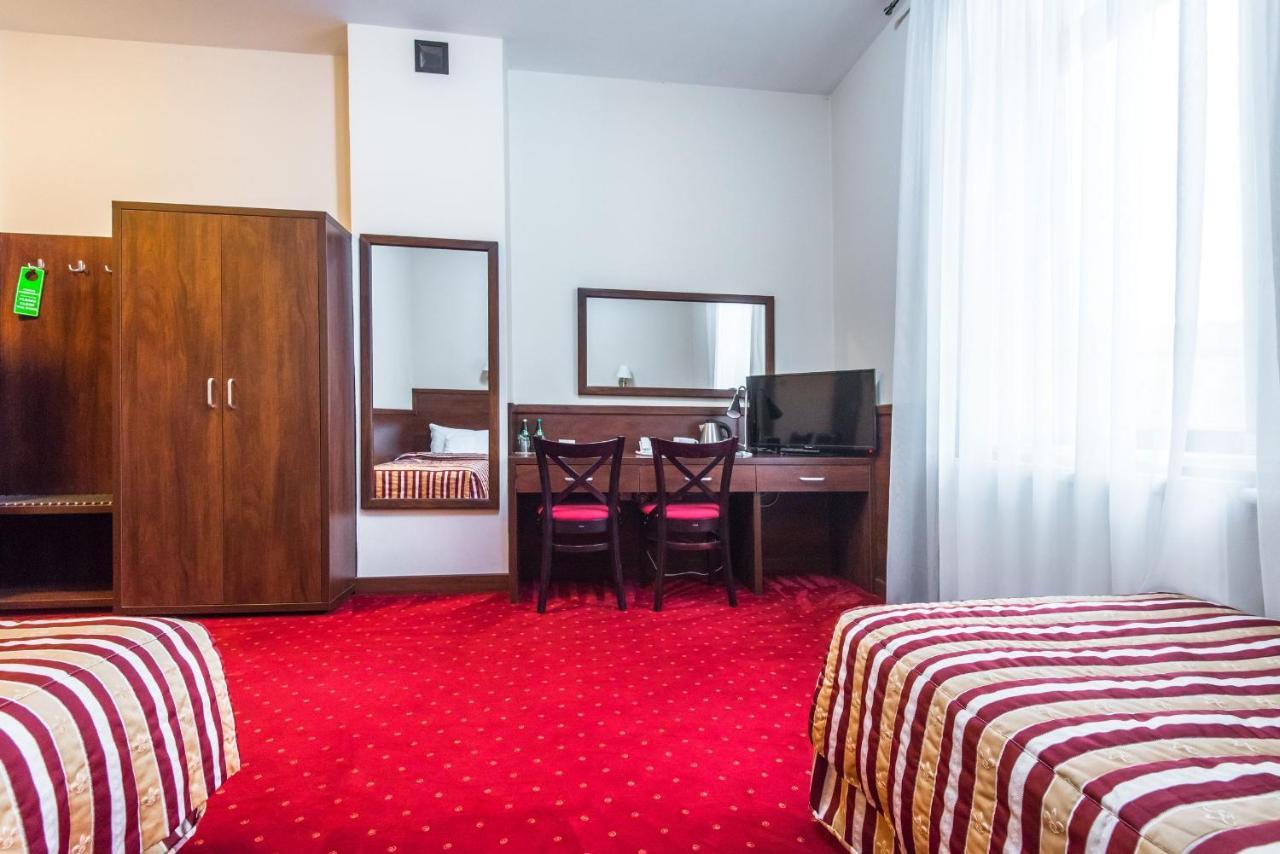 Hotel Poniatowski Radom Extérieur photo